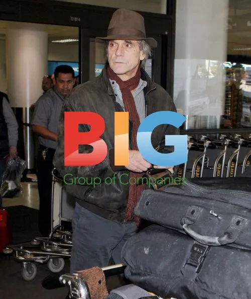 Jeremy Irons and wife Sinad Cusack at LAX