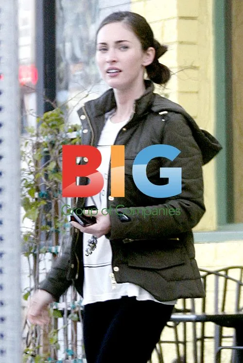 Megan Fox Leaves Studio City Store