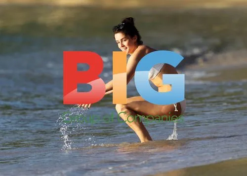 Lucie Jones Enjoying Barbados Beach