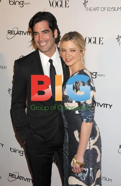 Amy Smart and Carter Oosterhouse at Charity Gala