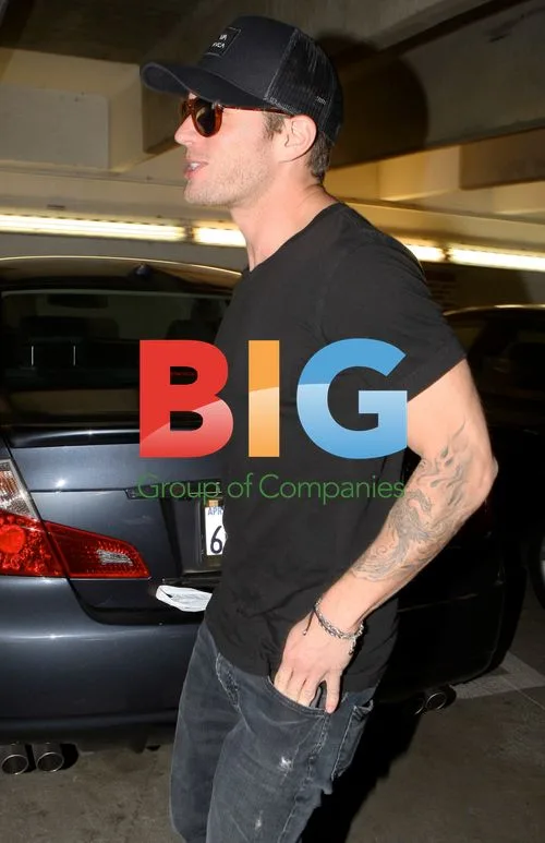 Ryan Phillippe Leaving CVS
