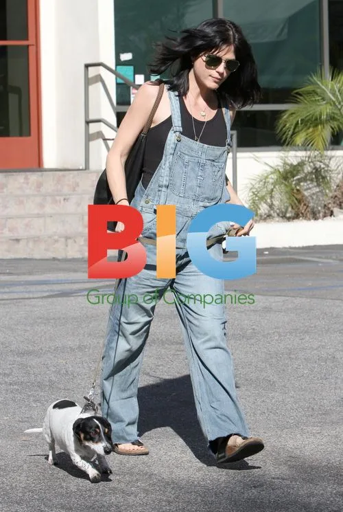 Selma Blair Runs Errands with Puppy