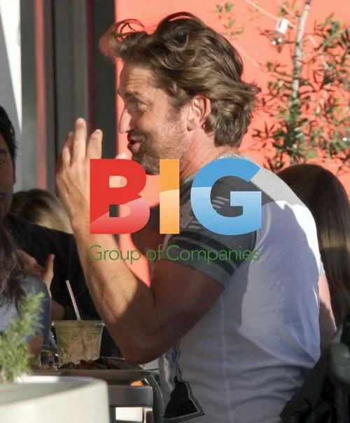 Gerard Butler on Lunch Date