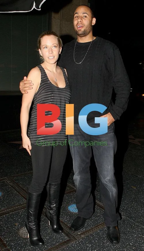 Kendra Wilkinson and Hank Baskett Dinner Date