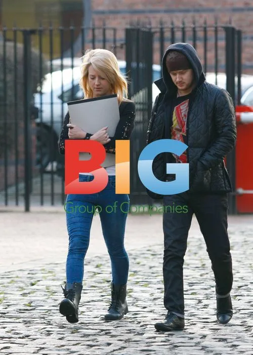 Coronation Street Cast on Set