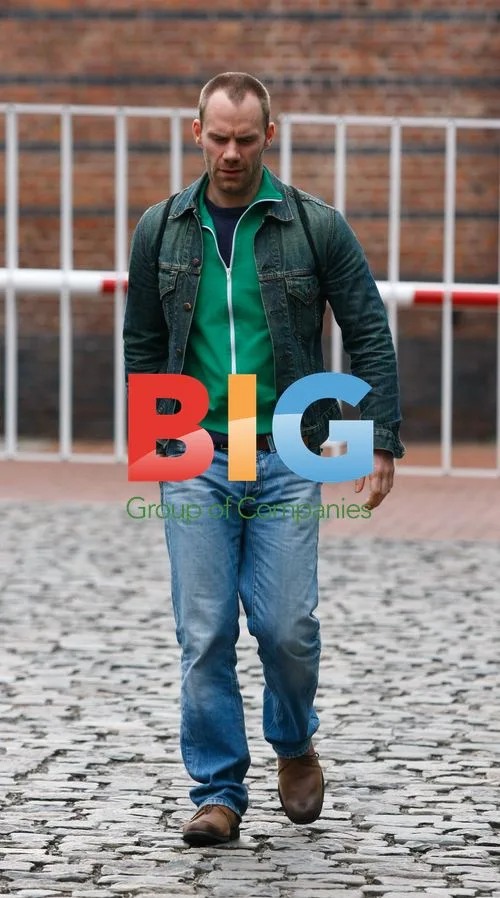 Coronation Street Cast on Set