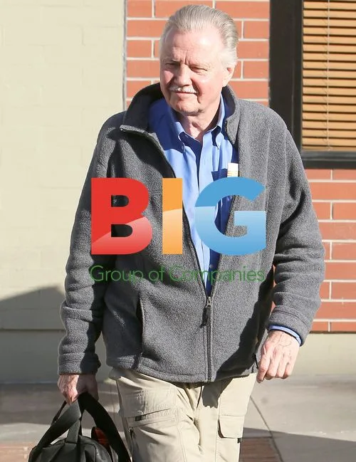 Jon Voight Leaving Good Earth in Studio City, CA