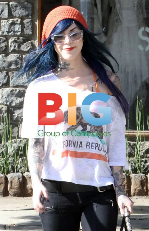Kat Von D Engaged to Jesse James