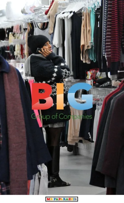 X Factor's Alexandra Burke Shopping
