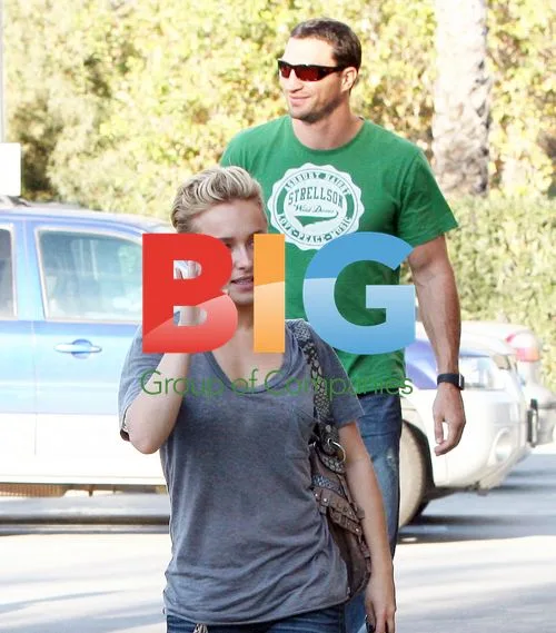 Hayden Panettiere and Wladimir Klitschko at Jerry's Deli
