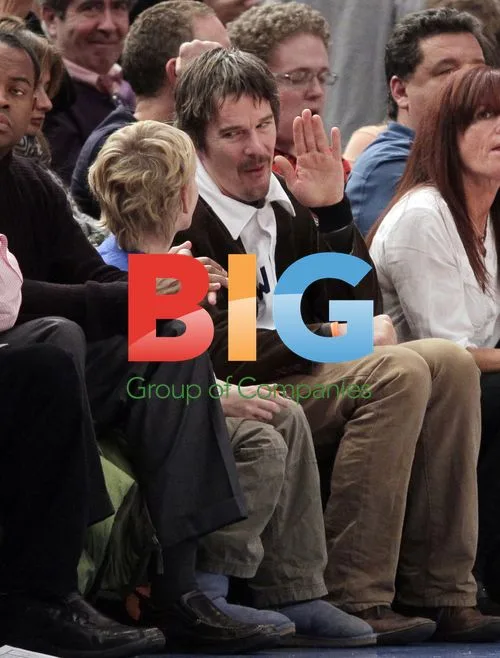 Ethan Hawke at Suns vs Knicks Game