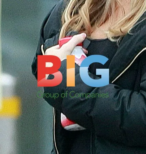 Pregnant Model Abigail Clancy Shopping