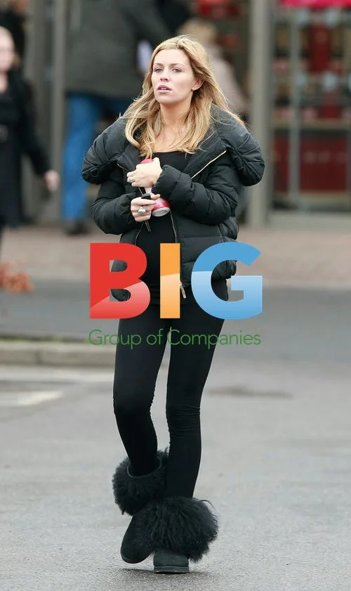Pregnant Model Abigail Clancy Shopping