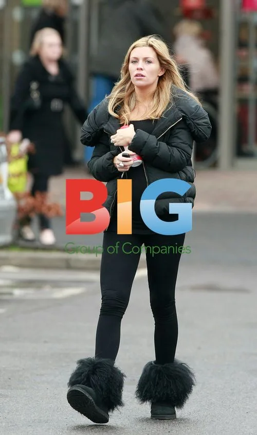 Pregnant Model Abigail Clancy Shopping