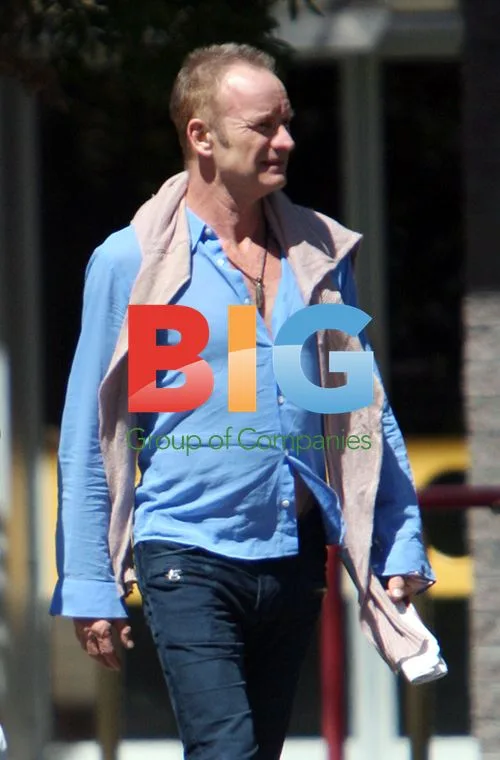 Sting visits university in Perth