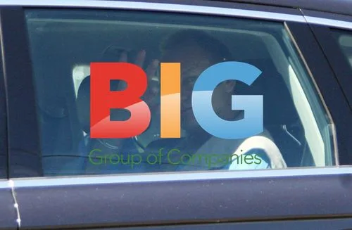 Tubby Belly Sting Visits University