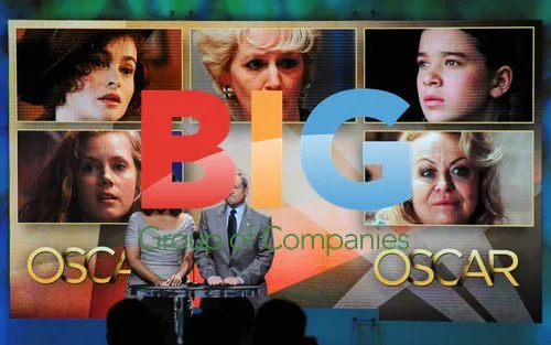 Mo'Nique and Tom Sherak announce Oscar nominations