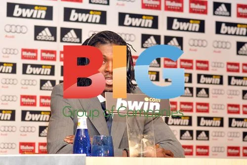 Emmanuel Adebayor Joins Real Madrid