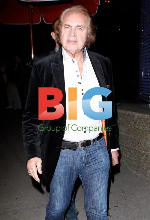 Engelbert Humperdinck Leaves BOA Steakhouse