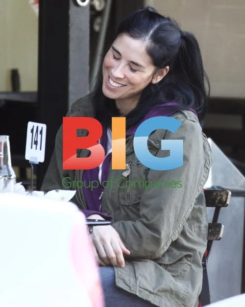 Sarah Silverman Enjoys Lunch