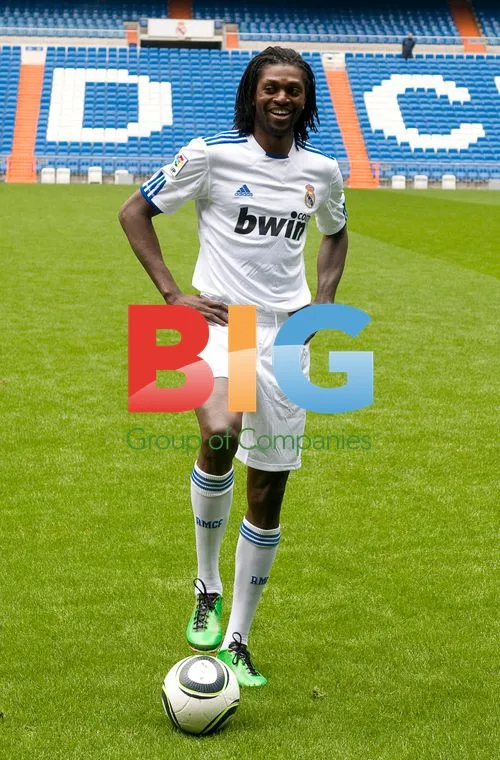 Emmanuel Adebayor presented as Real Madrid player