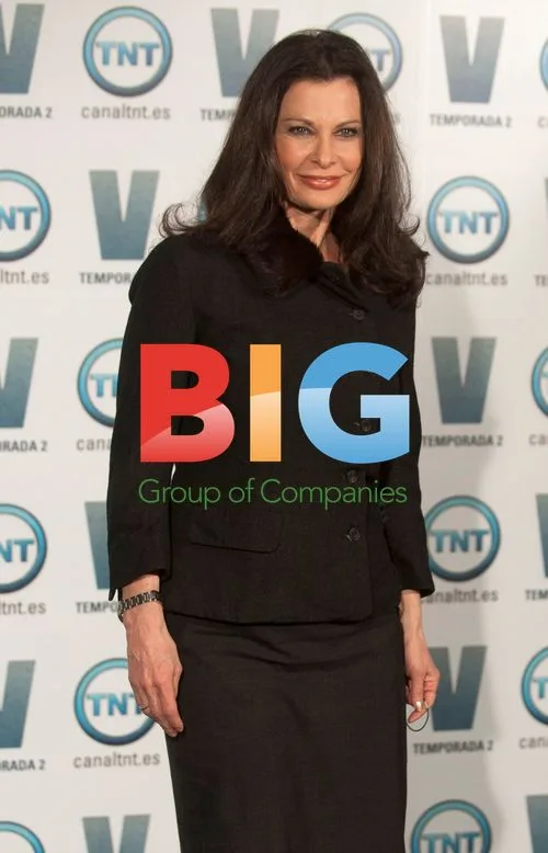 Actress Jane Badler Presents 'V' Series 2