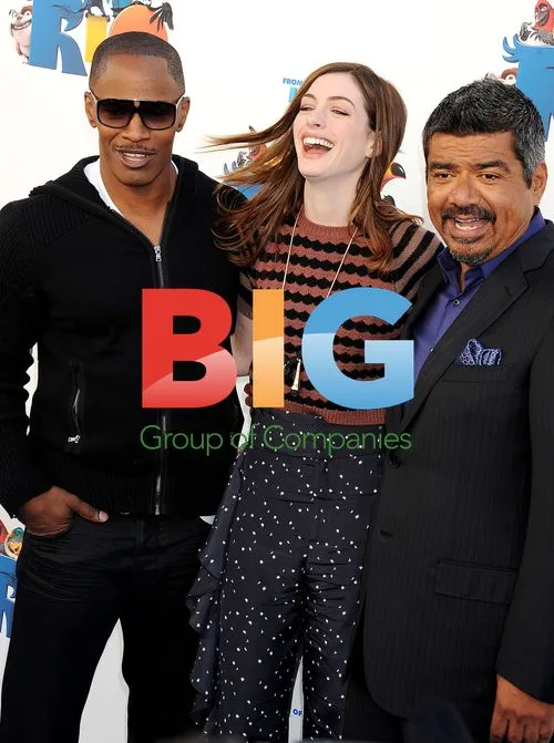 Jamie Foxx, Anne Hathaway and George Lopez at "RIO" Press Day