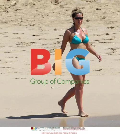 Claire Sweeney Relaxes in Caribbean
