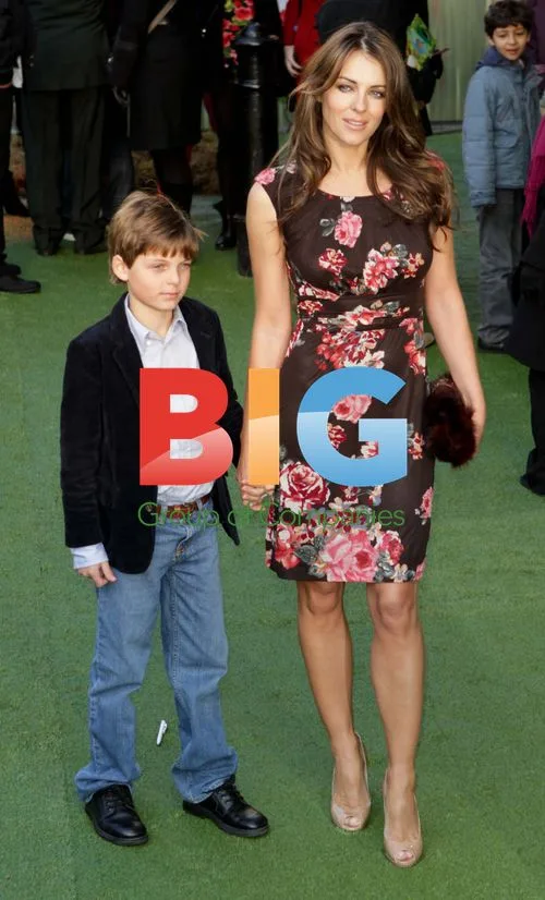Elizabeth Hurley at 'Gnomeo and Juliet' premiere