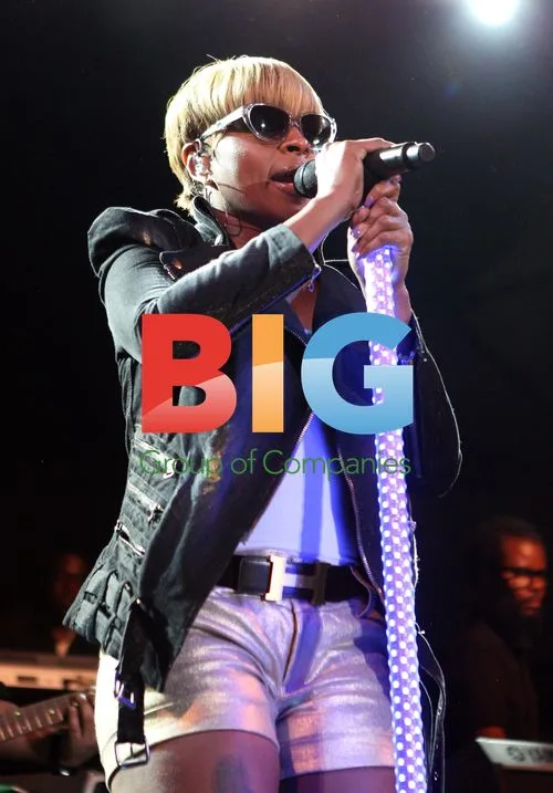 Mary J. Blige Performs at Raggamuffin Festival