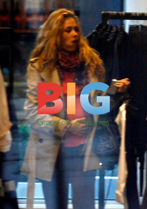 Singer Paulina Rubio Shopping in LA