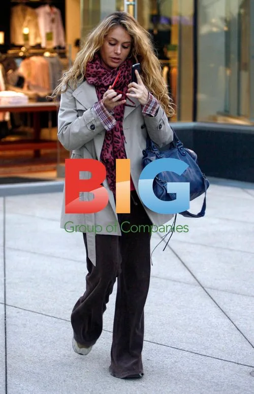 Paulina Rubio Shopping in LA