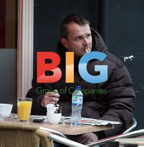Dietmar Hamann Relaxes at Cafe