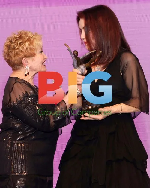 Priscilla Presley receives 'Woman of the Year Award'