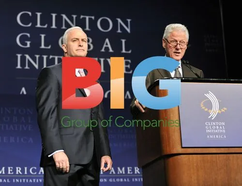 Bill Clinton Recognizes UBS CEO at CGI America