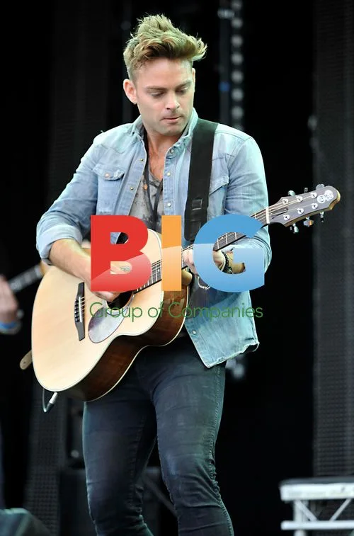 Ben Montague Performs at Cornbury Festival