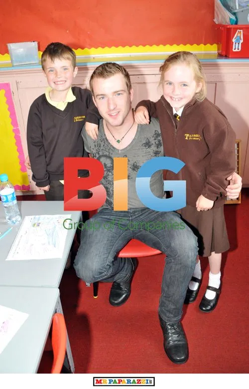 Jai McDowall Visits Old School and Pub