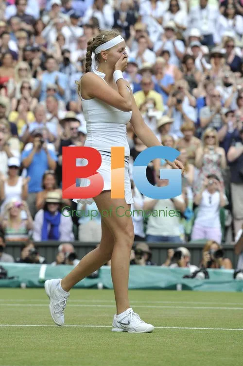Petra Kvitova vs Maria Sharapova at Wimbledon 2011