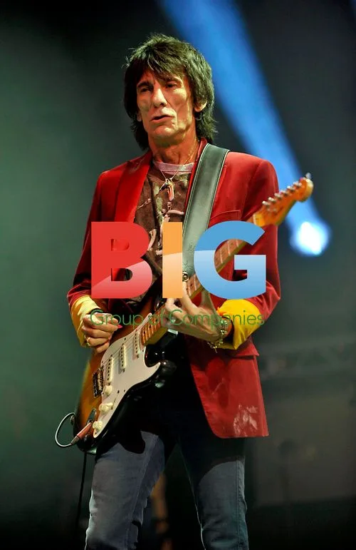 Ronnie Wood Performing with The Faces