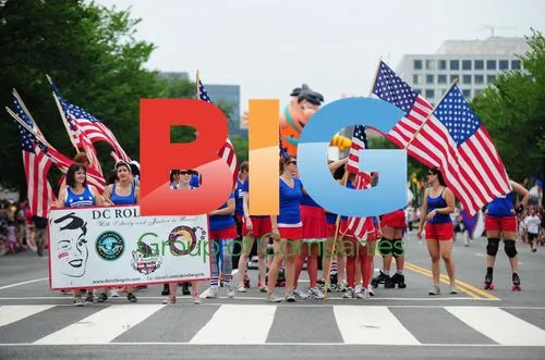 DC Rollergirls march in National Independence Day Parade