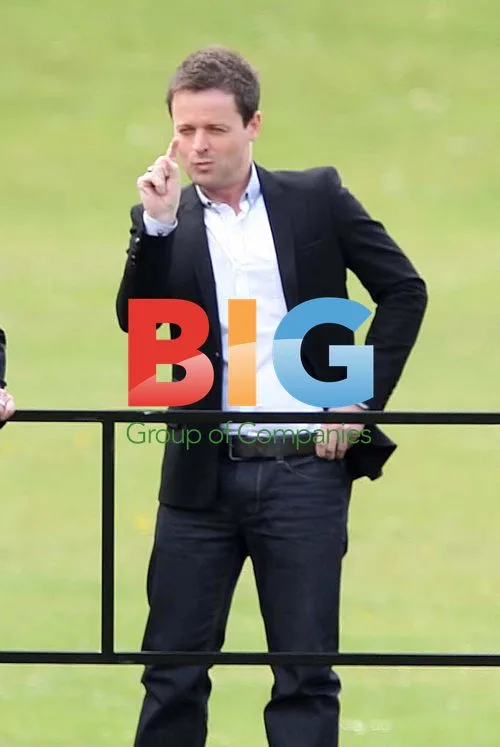 Ant and Dec Filming New TV Show 'Black or Red'
