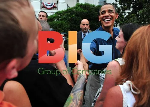 Obama Greets Crowd at White House 4th of July