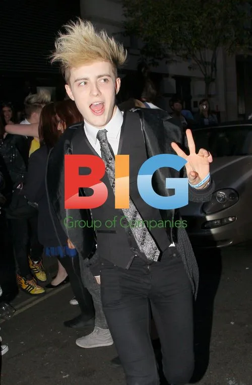 Jedward Spotted Outside Hotel in London