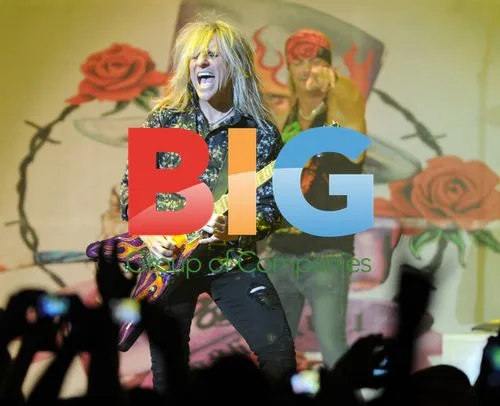 C.C. DeVille and Bret Michaels of Poison perform
