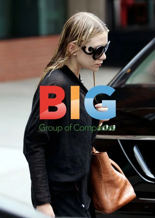 Ashley Olsen Leaves NYC Hotel
