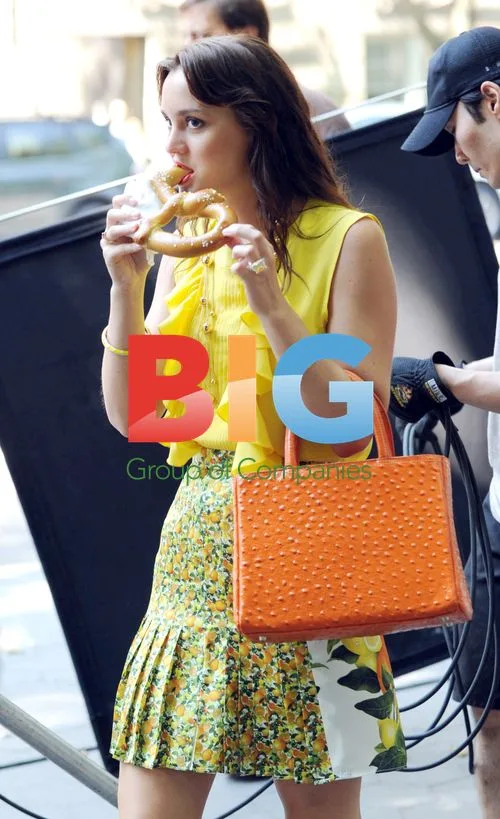 Leighton Meester on "Gossip Girl" Set