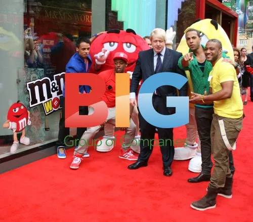 Boris Johnson, JLS & Alexander Burke at M&M Store Opening