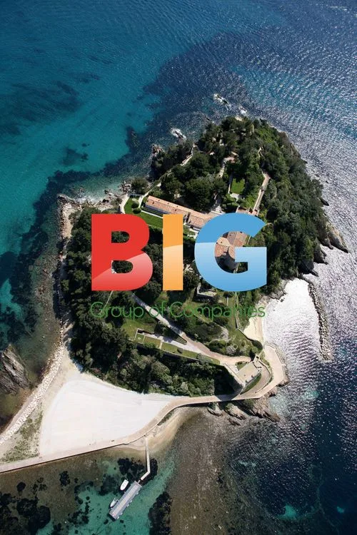 Aerial Views of Sarkozy's Summer Vacation