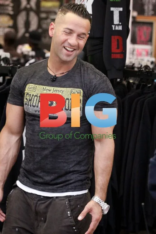 Jersey Shore Cast at Tee Shirt Store