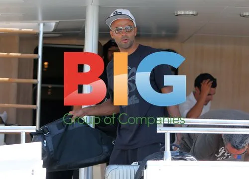 Tony Parker Returns to St. Tropez